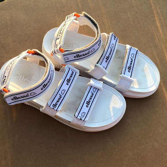 Italian tennis brand Ellesse sandals, worn once - Picture 4 of 4